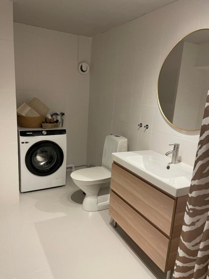 Laegenhet Soeder Om Landsvaegen D Apartamento Skivarp Exterior foto