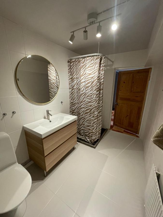 Laegenhet Soeder Om Landsvaegen D Apartamento Skivarp Exterior foto